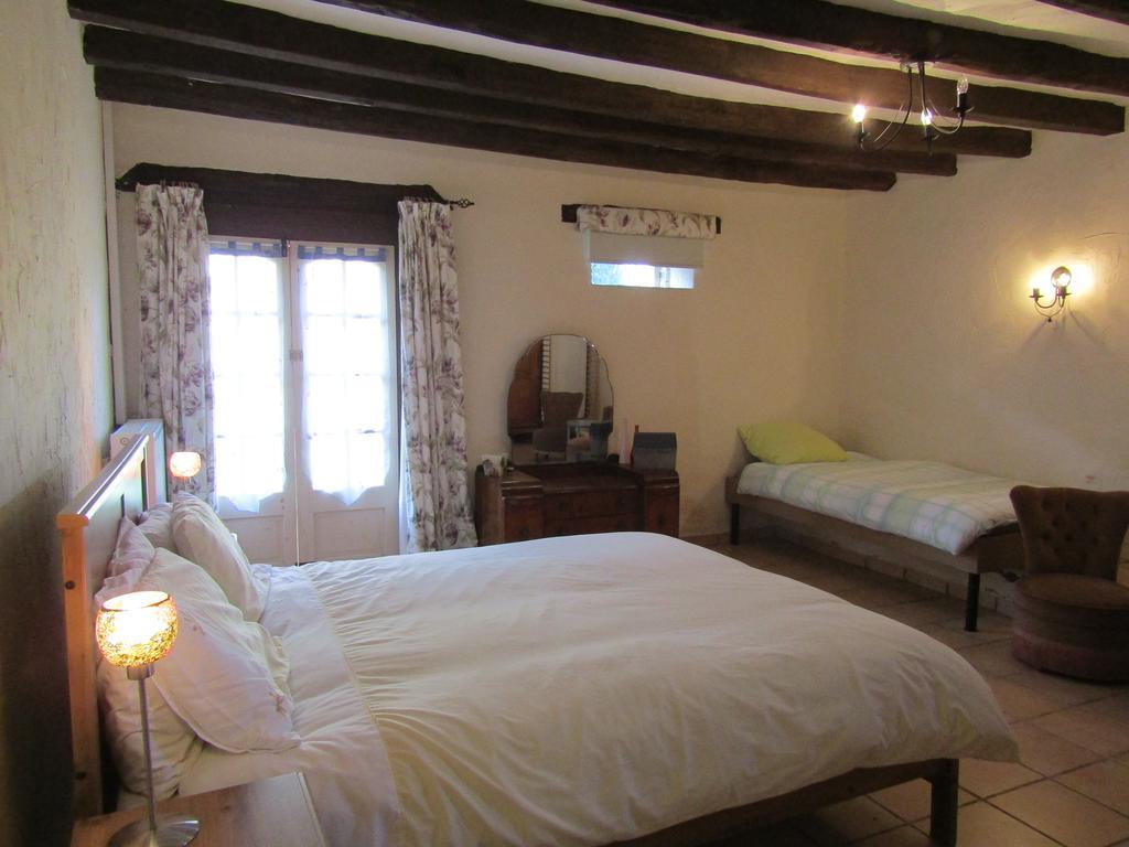 Bed and Breakfast Thesecretgarden-France Saint-Pierre-du-Lorouer Экстерьер фото